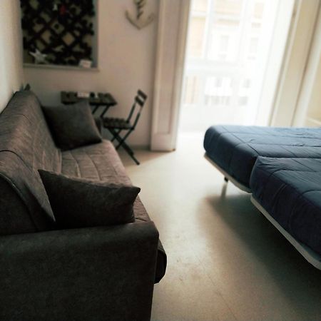 Hostal Casa Nautilus Cádiz Eksteriør billede