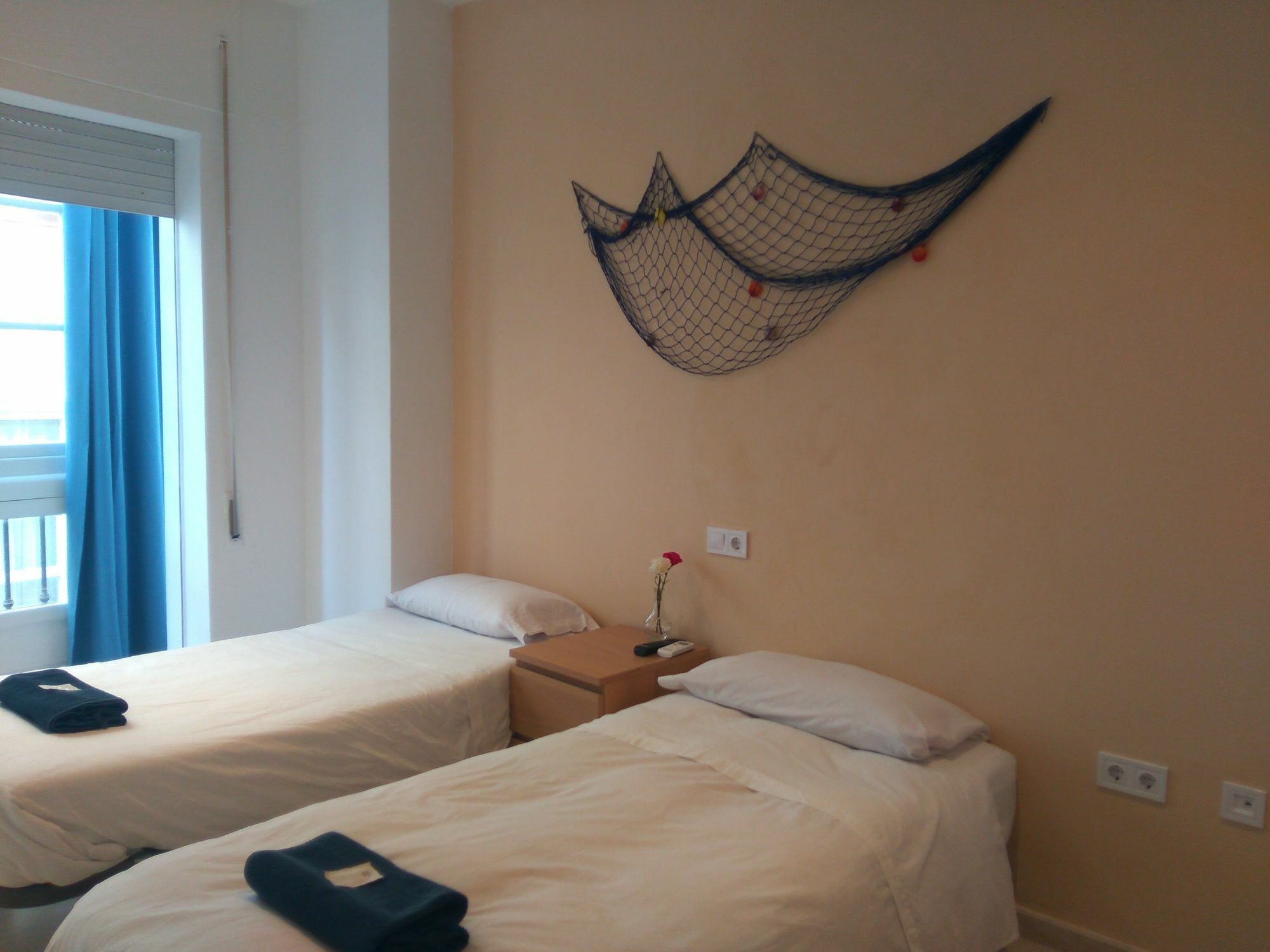 Hostal Casa Nautilus Cádiz Eksteriør billede