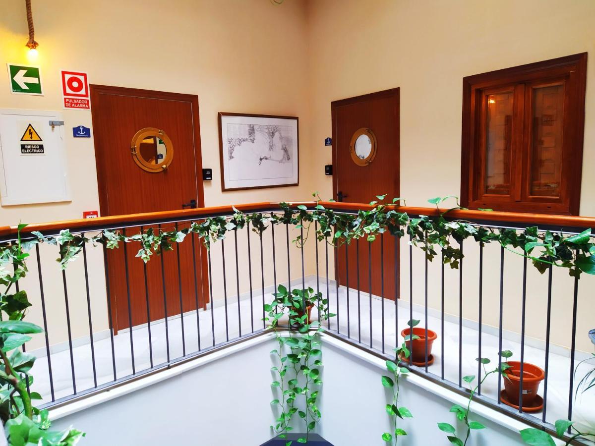 Hostal Casa Nautilus Cádiz Eksteriør billede