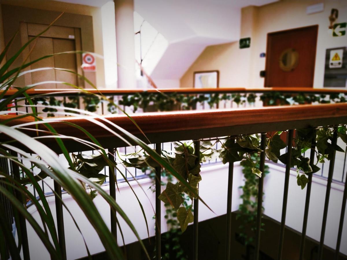 Hostal Casa Nautilus Cádiz Eksteriør billede