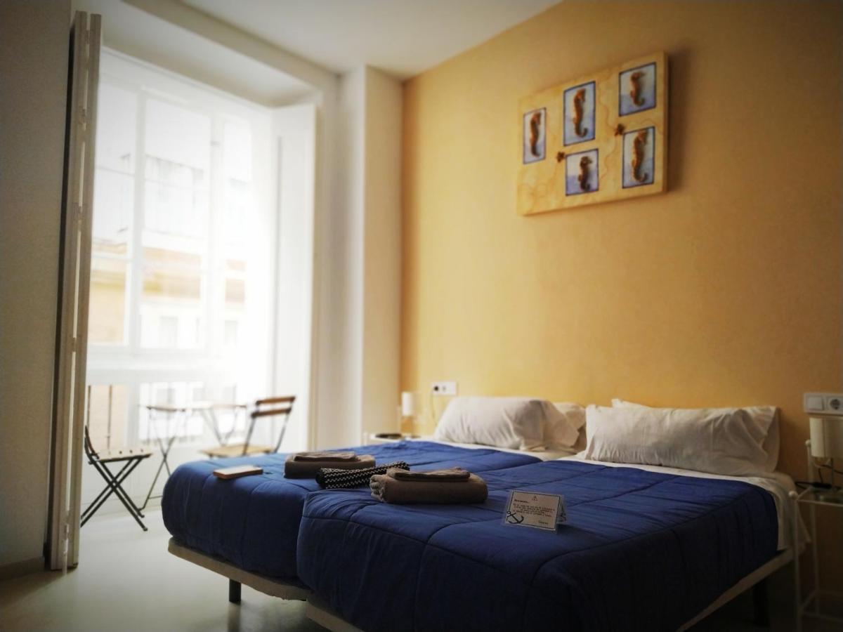 Hostal Casa Nautilus Cádiz Eksteriør billede