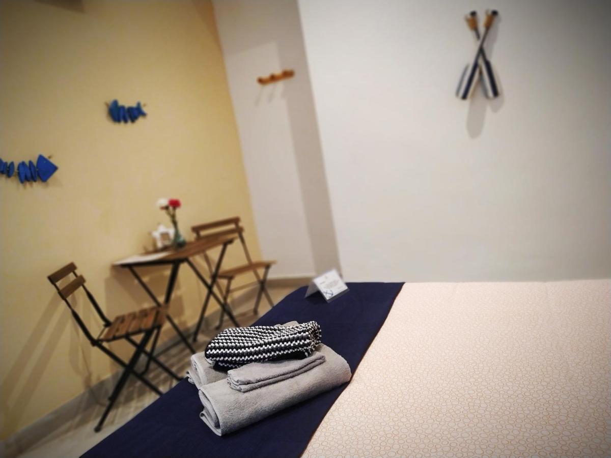Hostal Casa Nautilus Cádiz Eksteriør billede