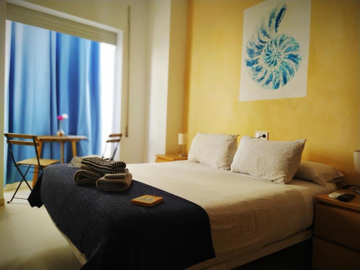 Hostal Casa Nautilus Cádiz Eksteriør billede